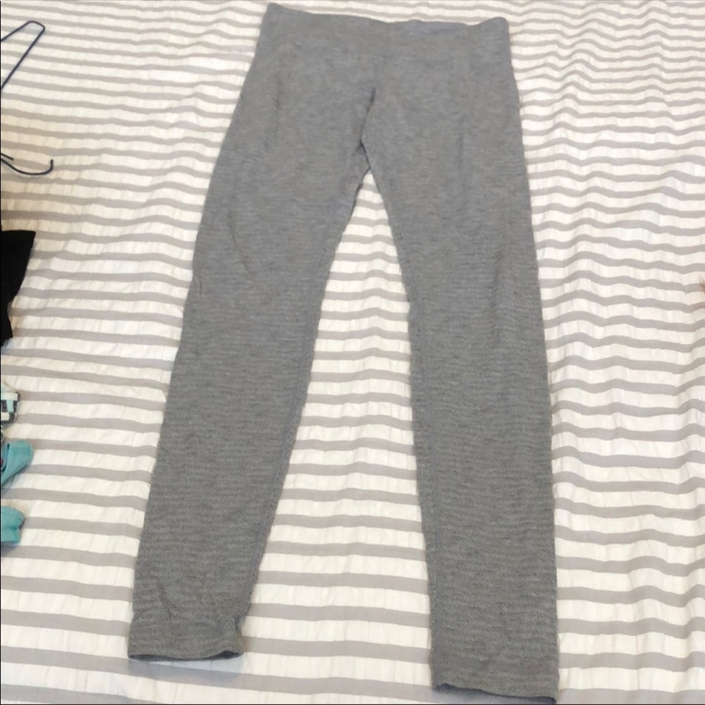 Lululemon Wunder Unders Sz 6